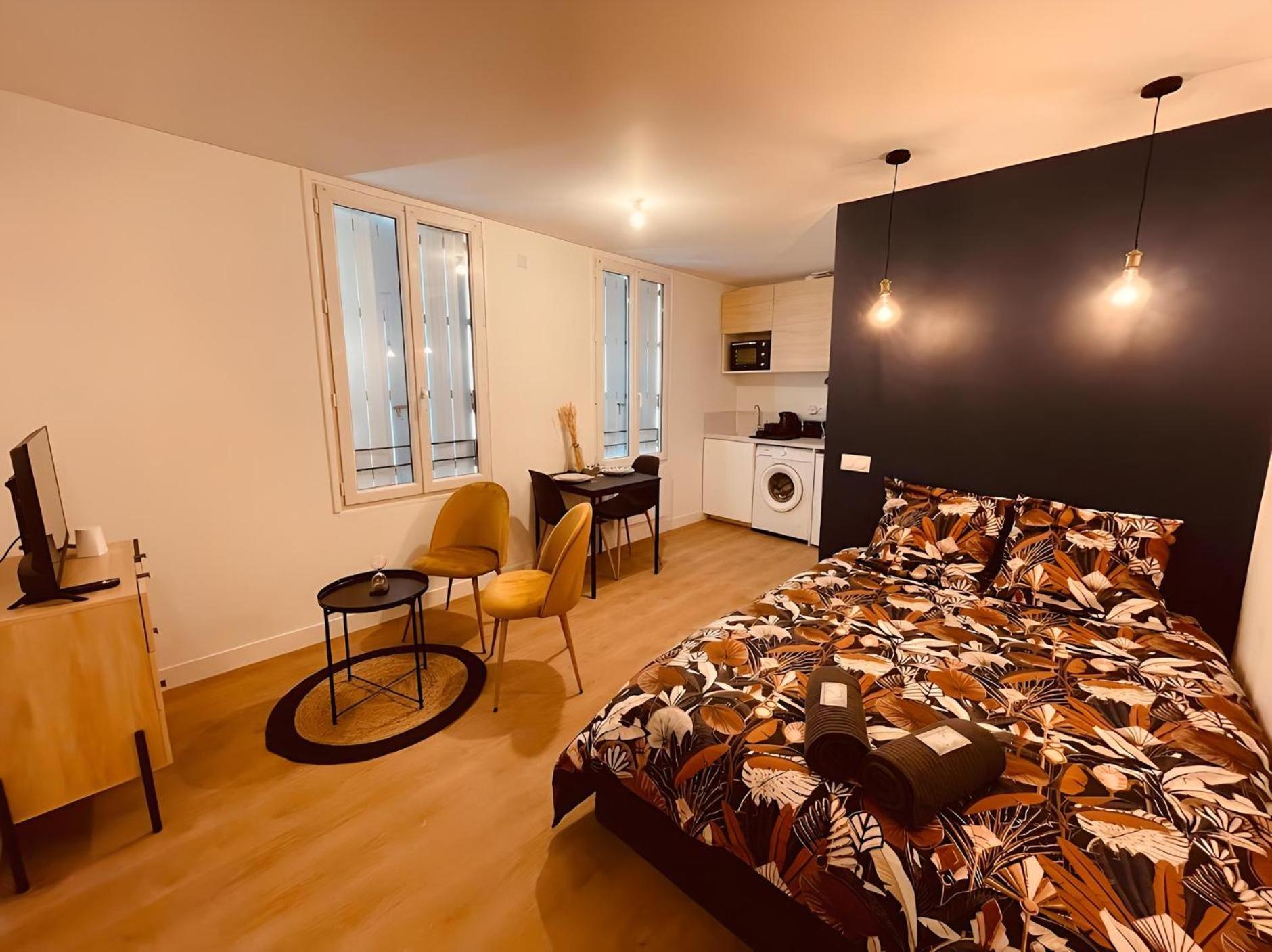 Le Deep Blue - Home Homy Niort Bagian luar foto